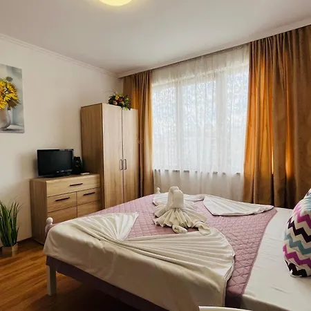 Summer Breeze 403 Sudio Sunny Apartment